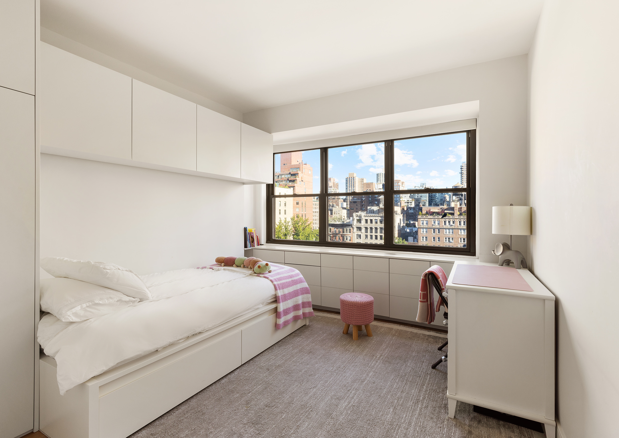 178 East 80th Street, Unit 12DE Manhattan, NY 10075 - Photo 6 of 15
