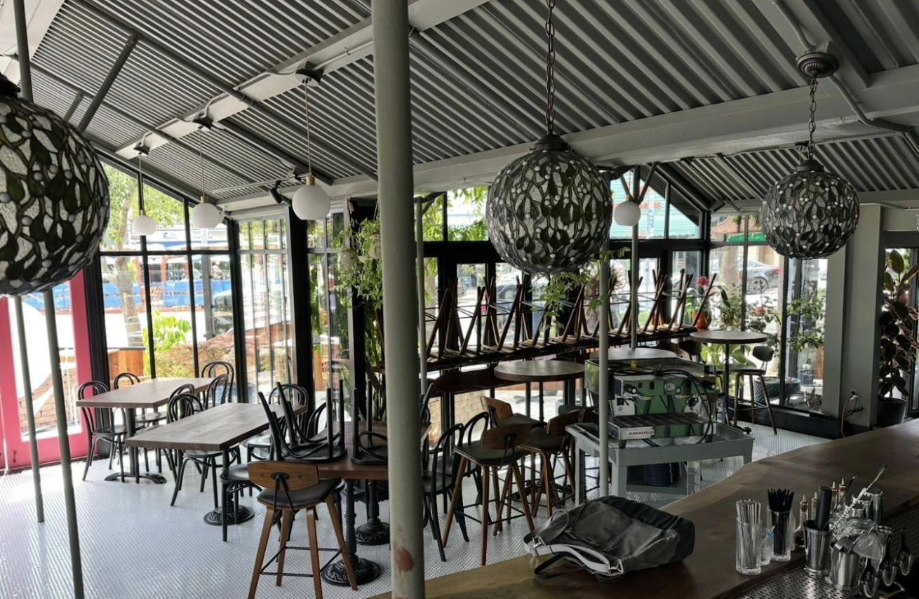 2298 Market Street San Francisco, CA 94114 - Photo 3 of 14 a view of a patio with table and chairs potted plants and floor to ceiling window