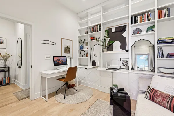 $699,900 | 1328 Maryland Avenue Northeast, Unit 2, Washington, DC 20002