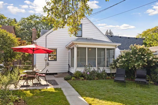 $425,000 | 3922 North Washburn Avenue, Minneapolis, MN 55412