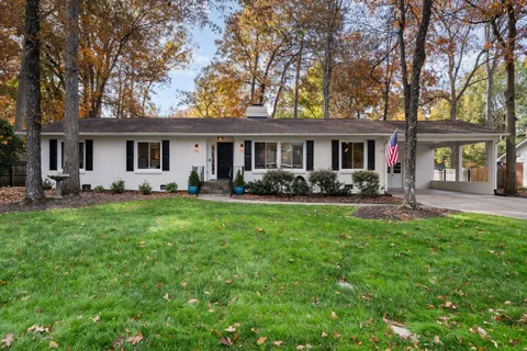 $785,000 | 1018 Shady Bluff Drive, Charlotte, NC 28211