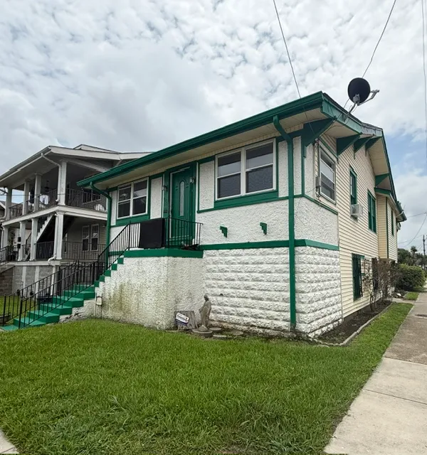 $275,000 | 4236 South Roman Street, New Orleans, LA 70125