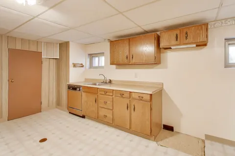 $499,900 | 8618 West Leland Avenue, Chicago, IL 60656