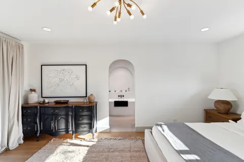 $995,000 | 2508 Comburg Castle Way, Austin, TX 78748