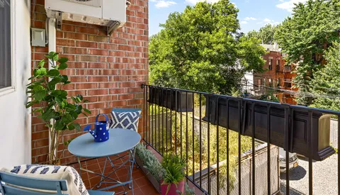 $2,500,000 | 21 Douglass Street, Unit 2 | Cobble Hill