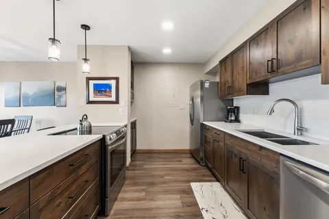 $1,275,000 | 325 Four O'clock Road, Unit C301, Breckenridge, CO 80424