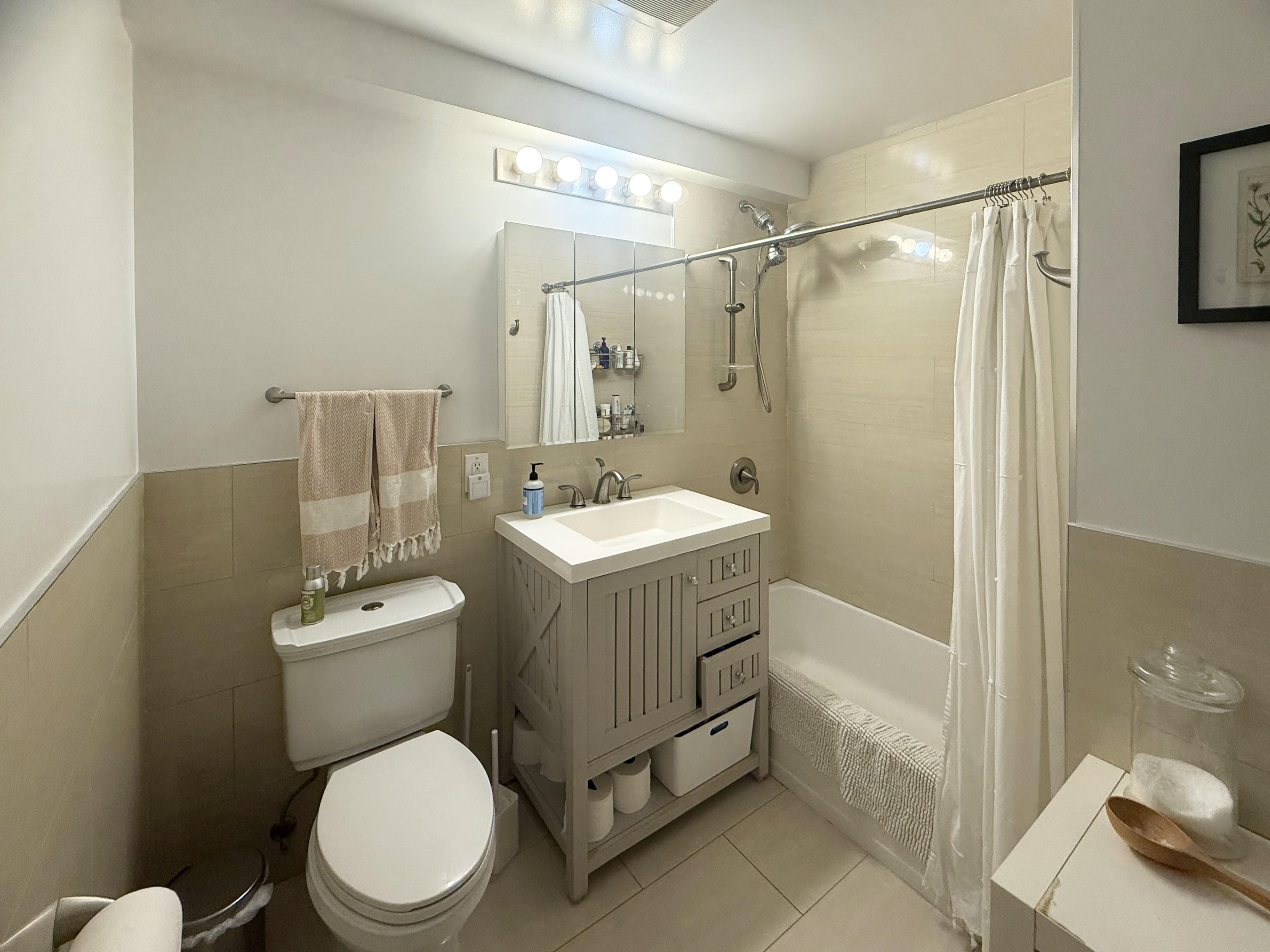 10-44 46th Road, Unit 2 Queens, NY 11101 - Photo 9 of 14
