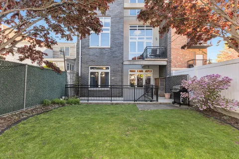 $2,199,000 | 319 Humboldt Street, Unit 1B | Williamsburg