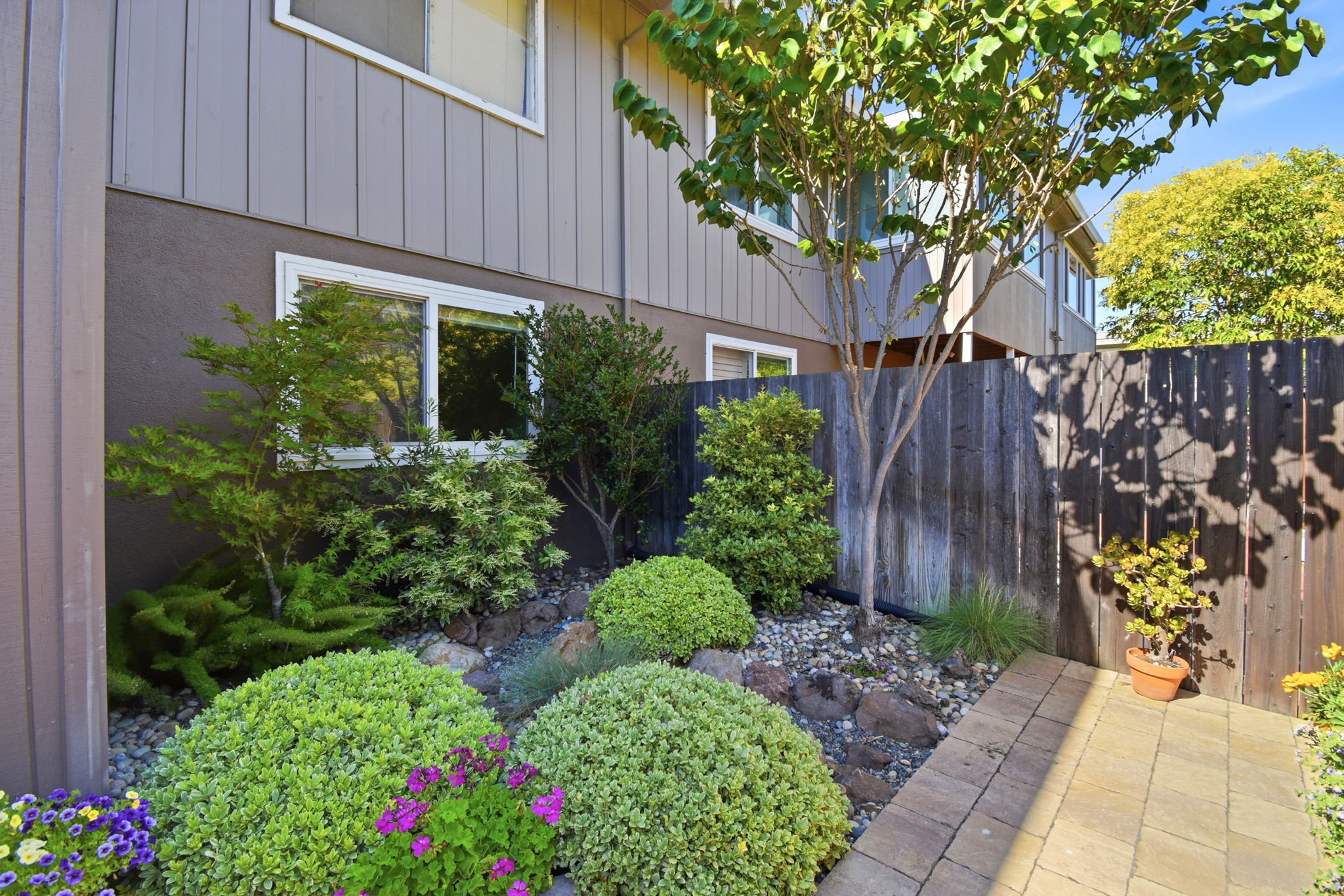 1016 Los Gamos Road, Unit D San Rafael, CA 94903 - Photo 23 of 28 Gallery Image 23