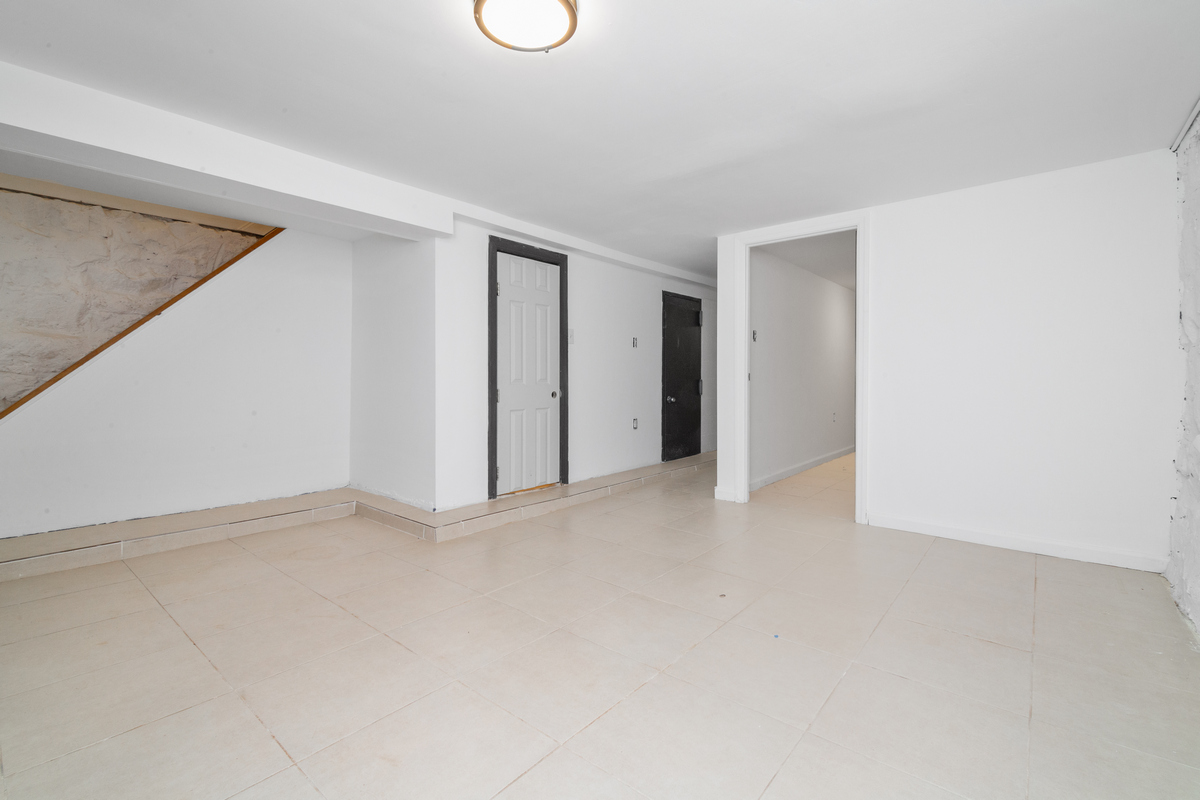 39 Moffat Street Brooklyn, NY 11207 - Photo 7 of 11