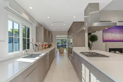 $1,895,000 | 4518 Varna Avenue, Sherman Oaks, CA 91423