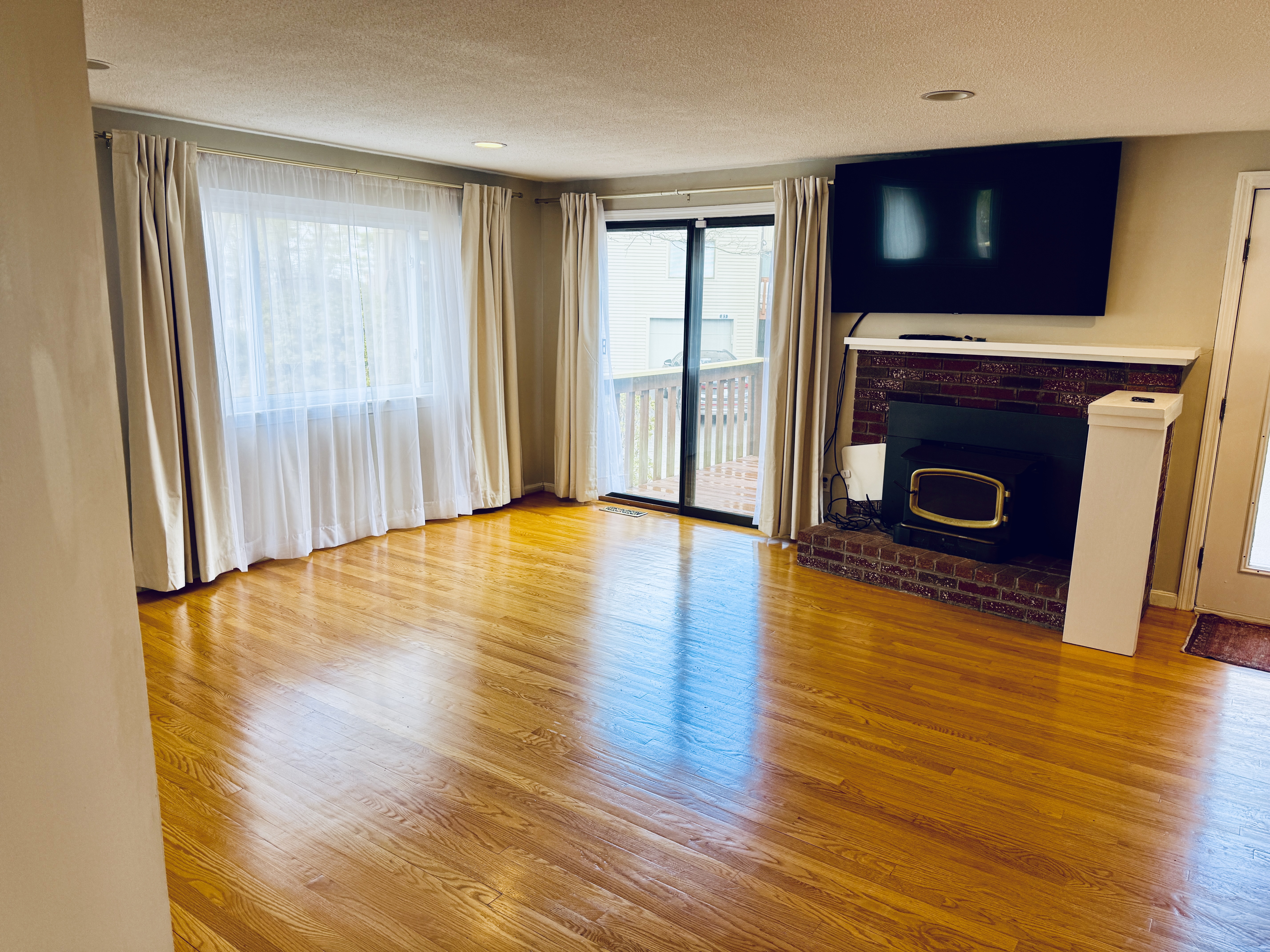 89 Trailside Way, Unit 89 Ashland, MA 01721 - Photo 2 of 23