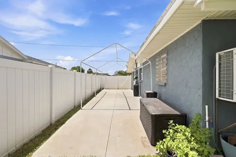 $698,500 | 485 Flamingo Drive, Apollo Beach, FL 33572
