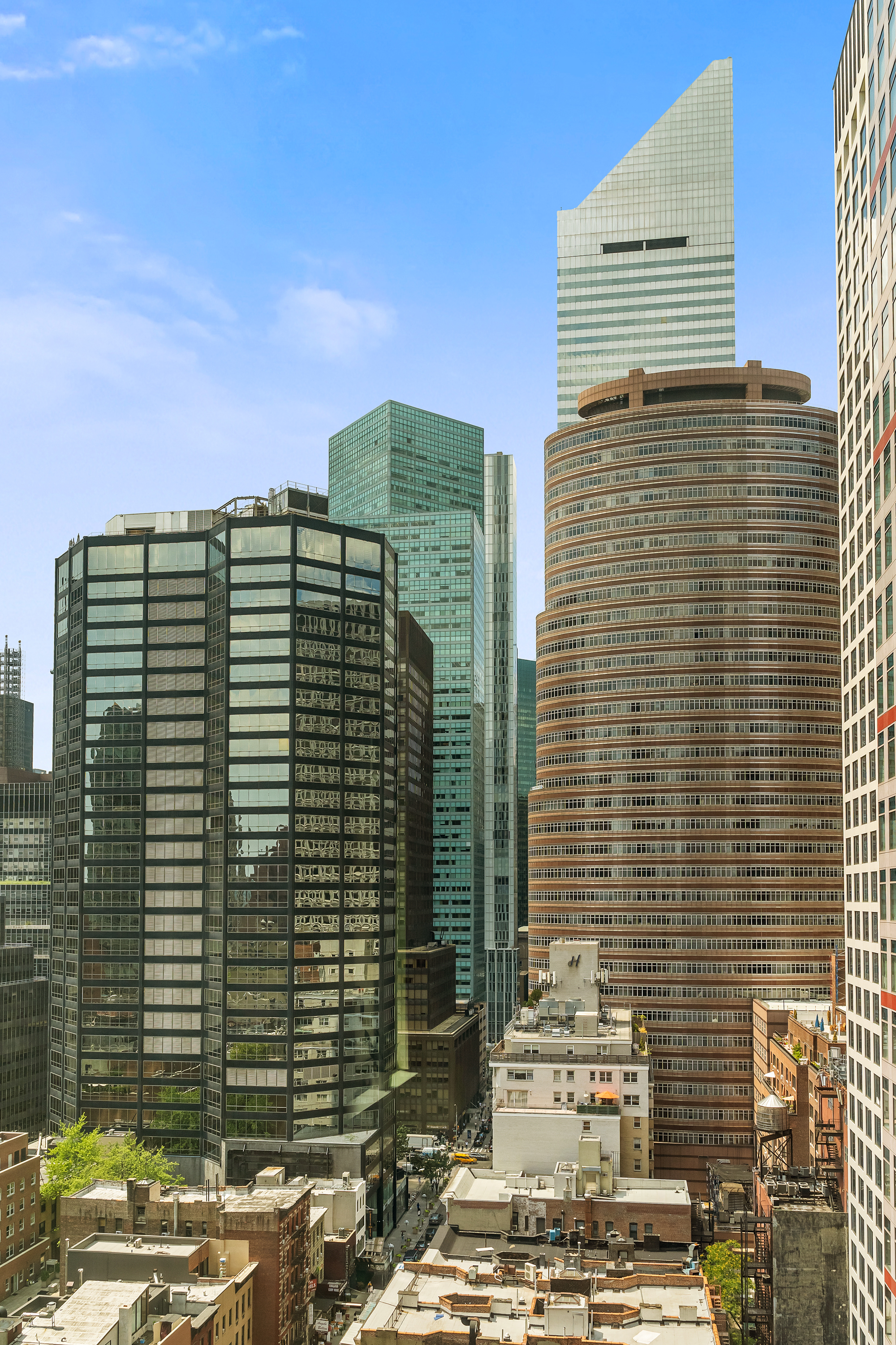 300 East 54th Street, Unit 20D Manhattan, NY 10022 - Photo 13 of 18