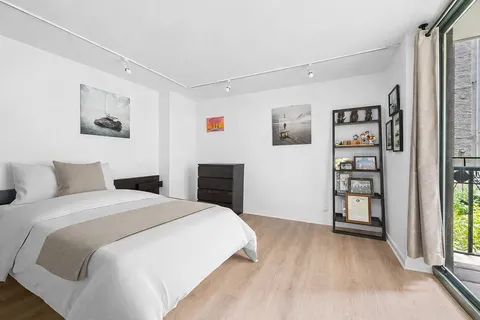 $5,450 | 311 Greenwich Street, Unit 3J | TriBeCa