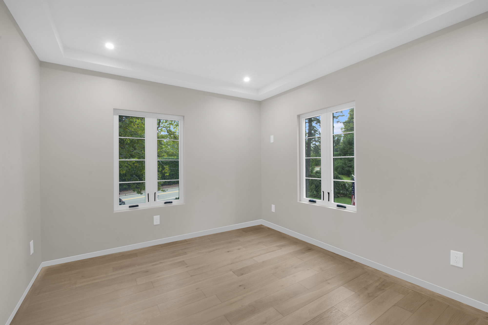 1233 Todt Hill Road Staten Island, NY 10304 - Photo 15 of 30 Gallery Image 15