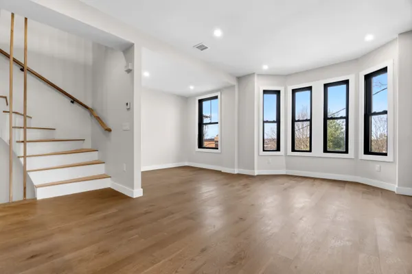 $1,025,000 | 16 Yale Terrace, Unit 2, Jamaica Plain, MA 02130