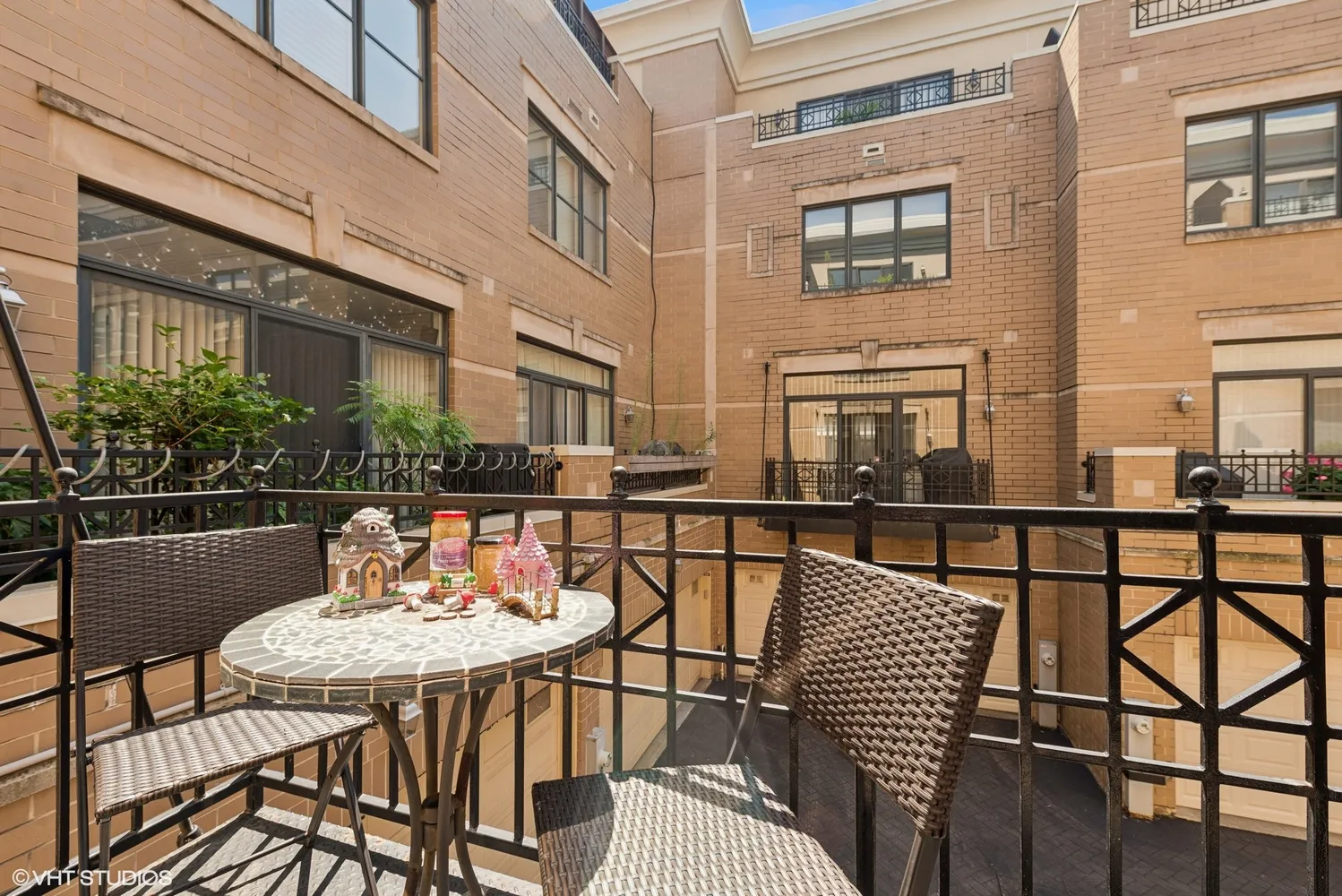 $895,000 | 1816 South Indiana Avenue, Unit G, Chicago, IL 60616