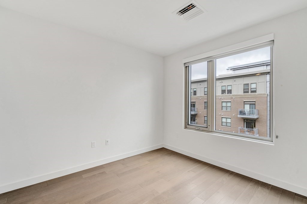 45 Lewis Street, Unit 406 Boston, MA 02128 - Photo 29 of 39