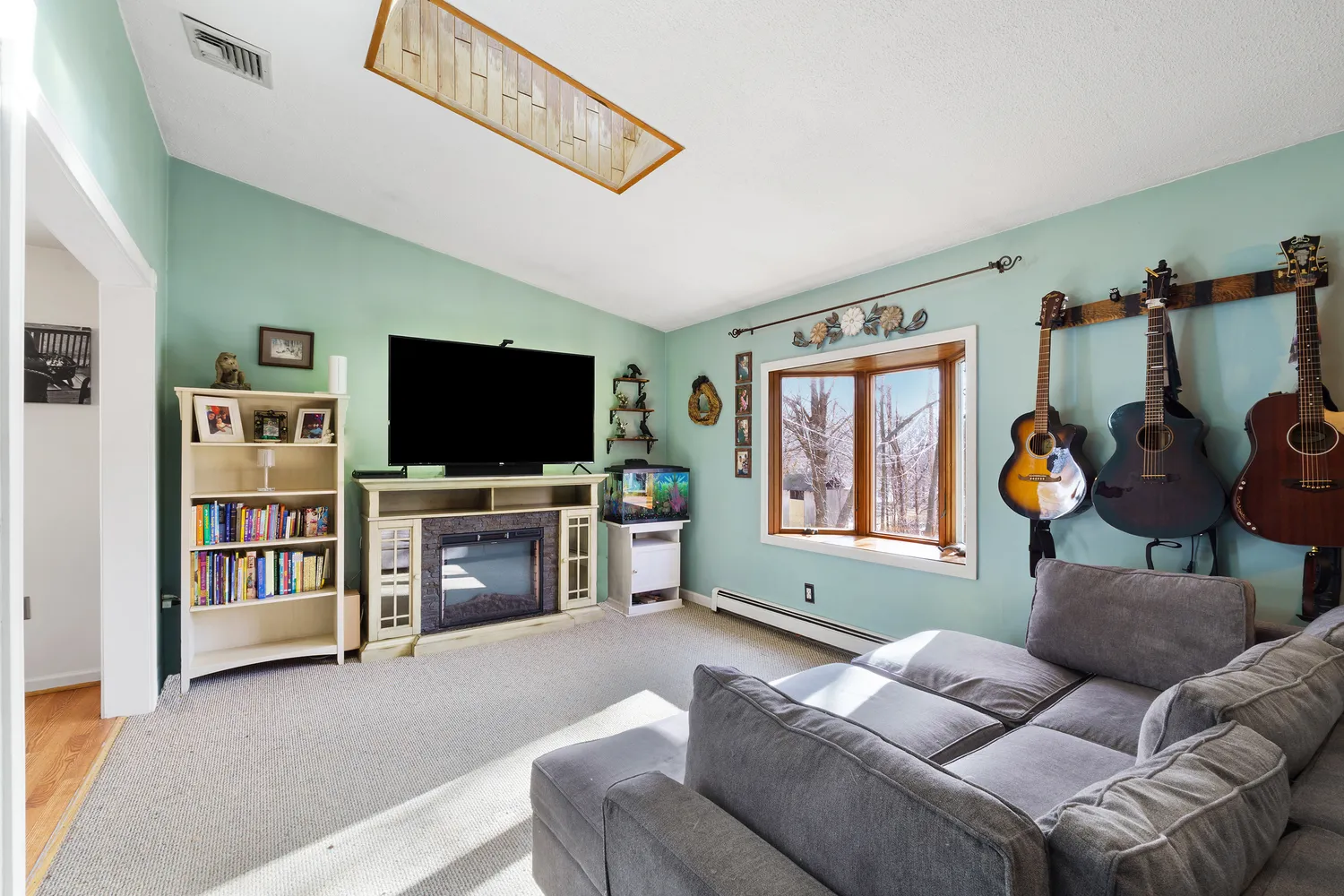 $425,000 | 4 Bantry Court, Highland Lakes, NJ 07422