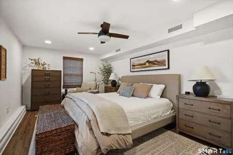 $1,495,000 | 72 Barclay Drive, Stamford, CT 06903