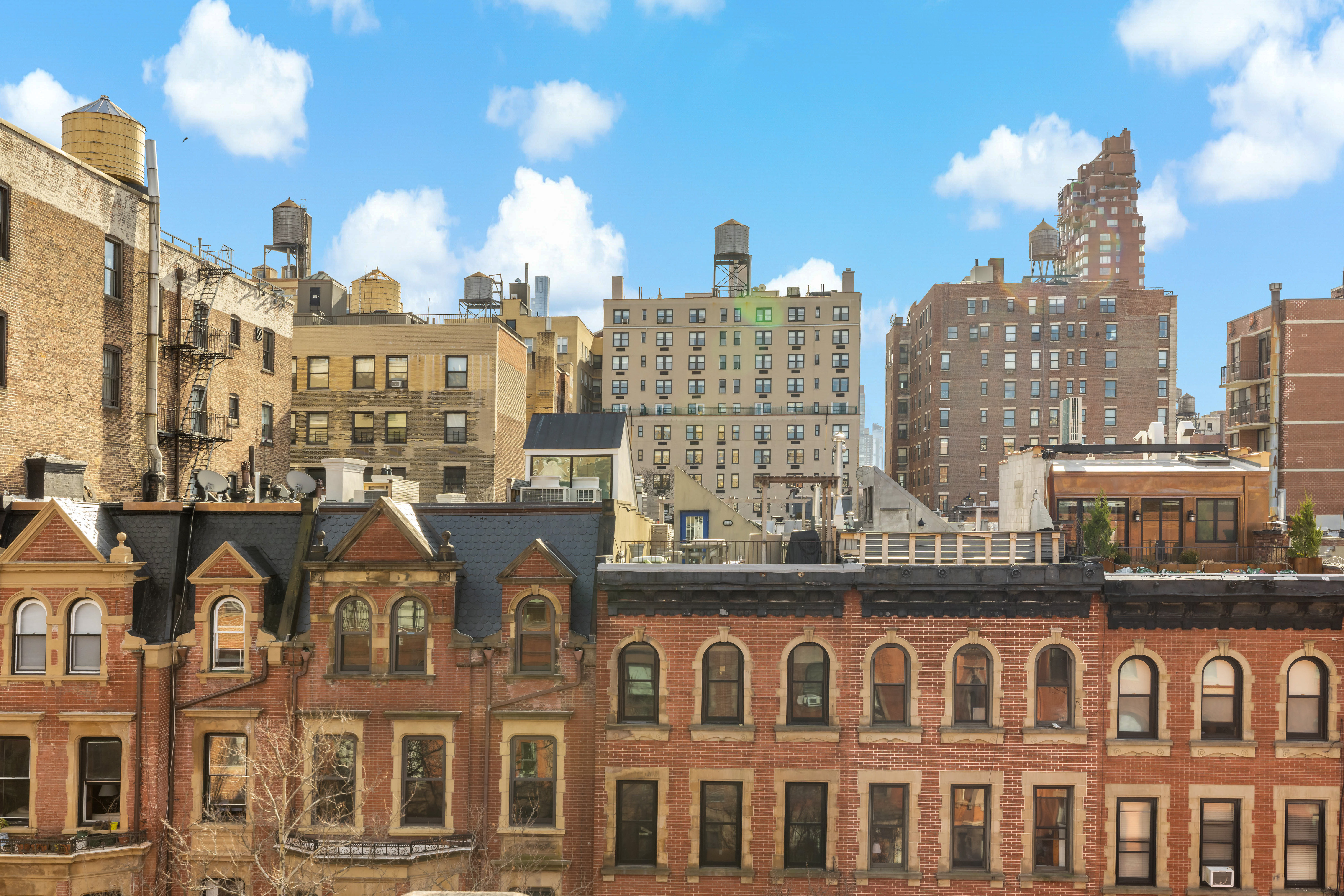 65 West 83rd Street Manhattan, NY 10024 - Photo 9 of 11