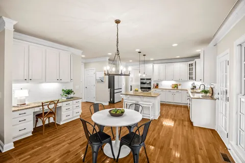 $899,900 | 16532 Flintrock Falls Lane, Charlotte, NC 28278