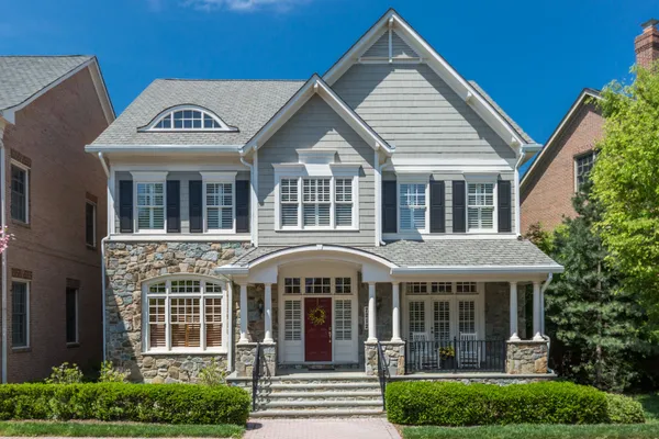 $2,599,000 | 7212 Farm Meadow Court, McLean, VA 22101