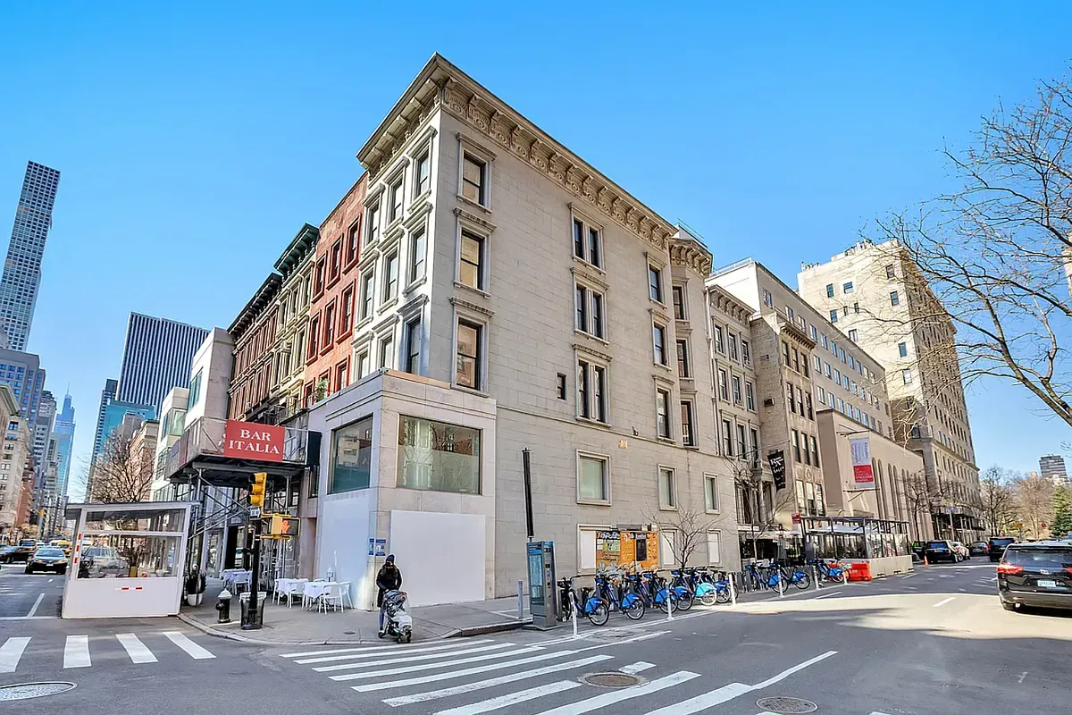$10,000 | 20 East 66th Street, Unit 2A | Lenox Hill