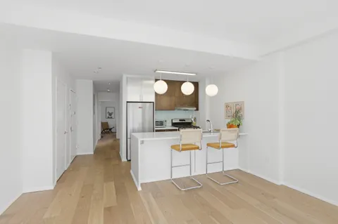 $1,700,000 | 433 Warren Street, Unit 2C | Boerum Hill