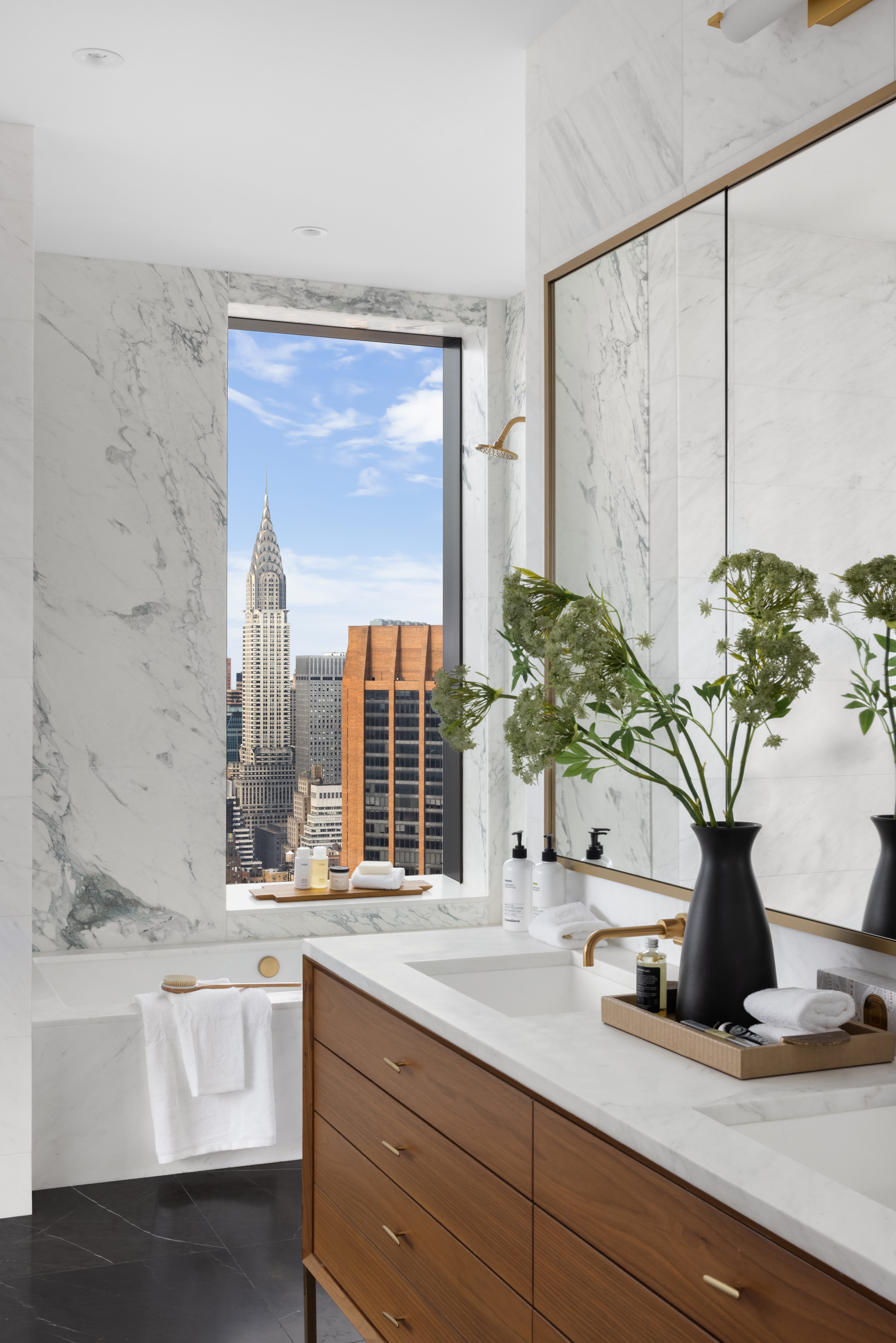 30 East 29th Street, Unit PHB Manhattan, NY 10016 - Photo 6 of 19 a plant sitting on a bathroom sink