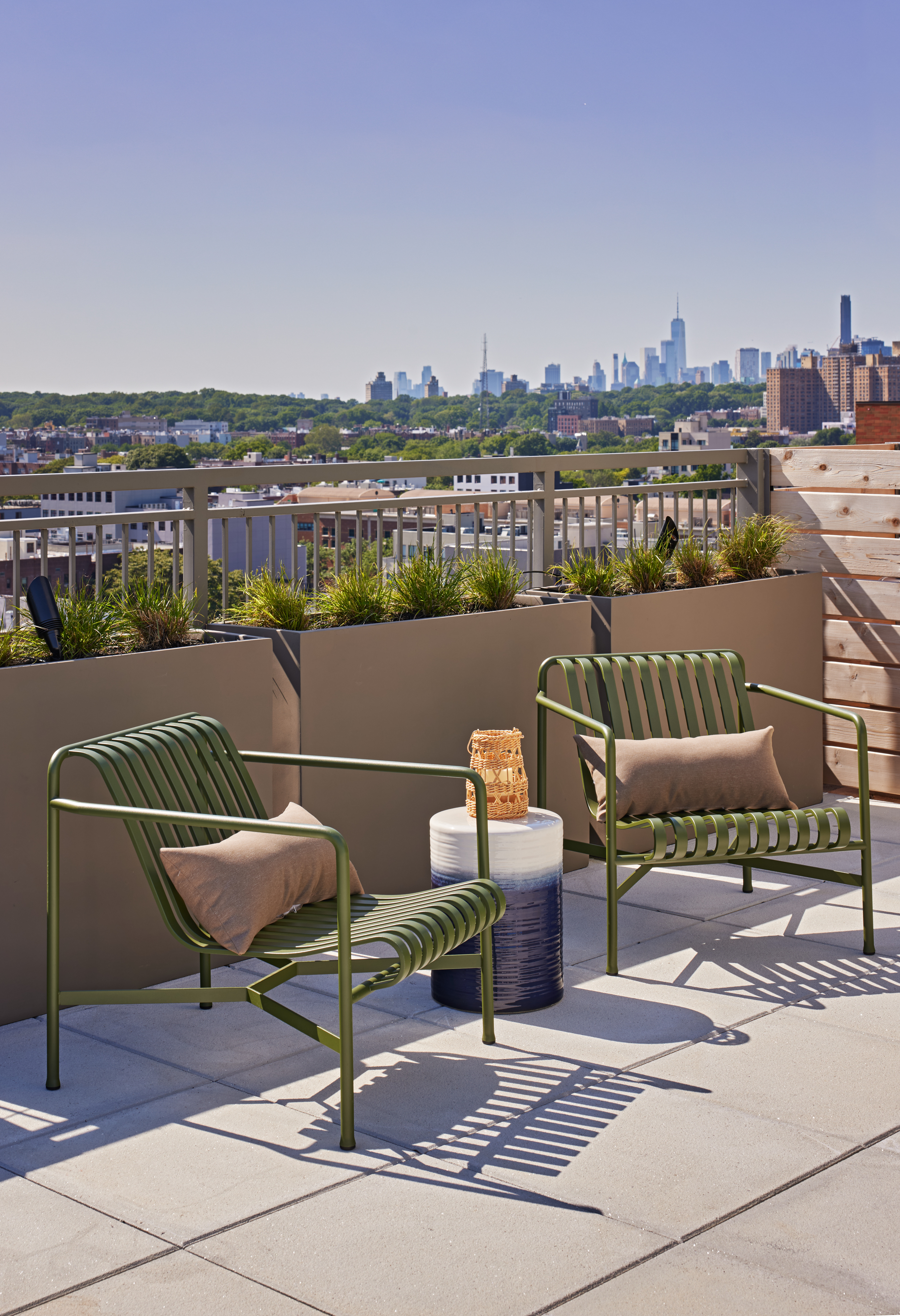 340 Lenox Road, Unit 5A Brooklyn, NY 11226 - Photo 9 of 26 a view of a terrace with sitting area