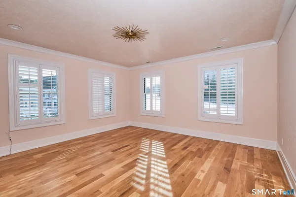 $3,000,000 | 70 Meadow Ridge Road, Fairfield, CT 06890