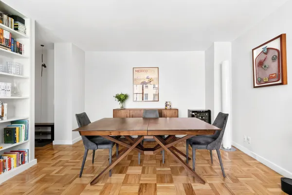 $799,000 | 20 East 9th Street, Unit 4T | Greenwich Village
