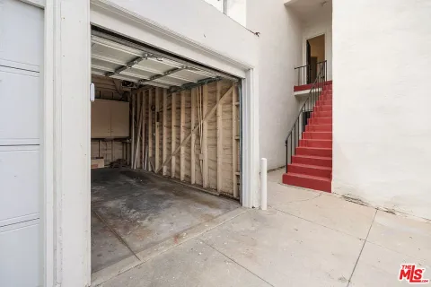 $995,000 | 346 1/2 North Gardner Street, Los Angeles, CA 90036