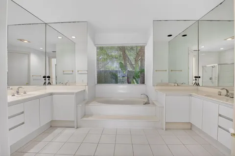 $2,990,000 | 5768 Harrington Way, Boca Raton, FL 33496
