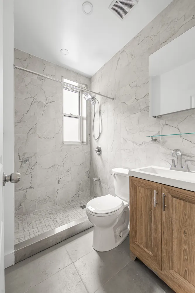 $5,250 | 210 Grand Street, Unit 3F | Little Italy