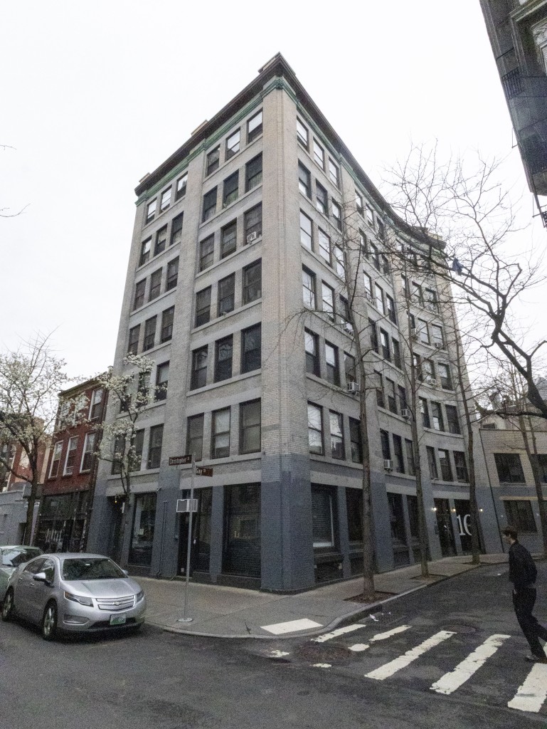 10 Christopher Street, Unit 4B Manhattan, NY 10014 - Photo 5 of 6 a building view