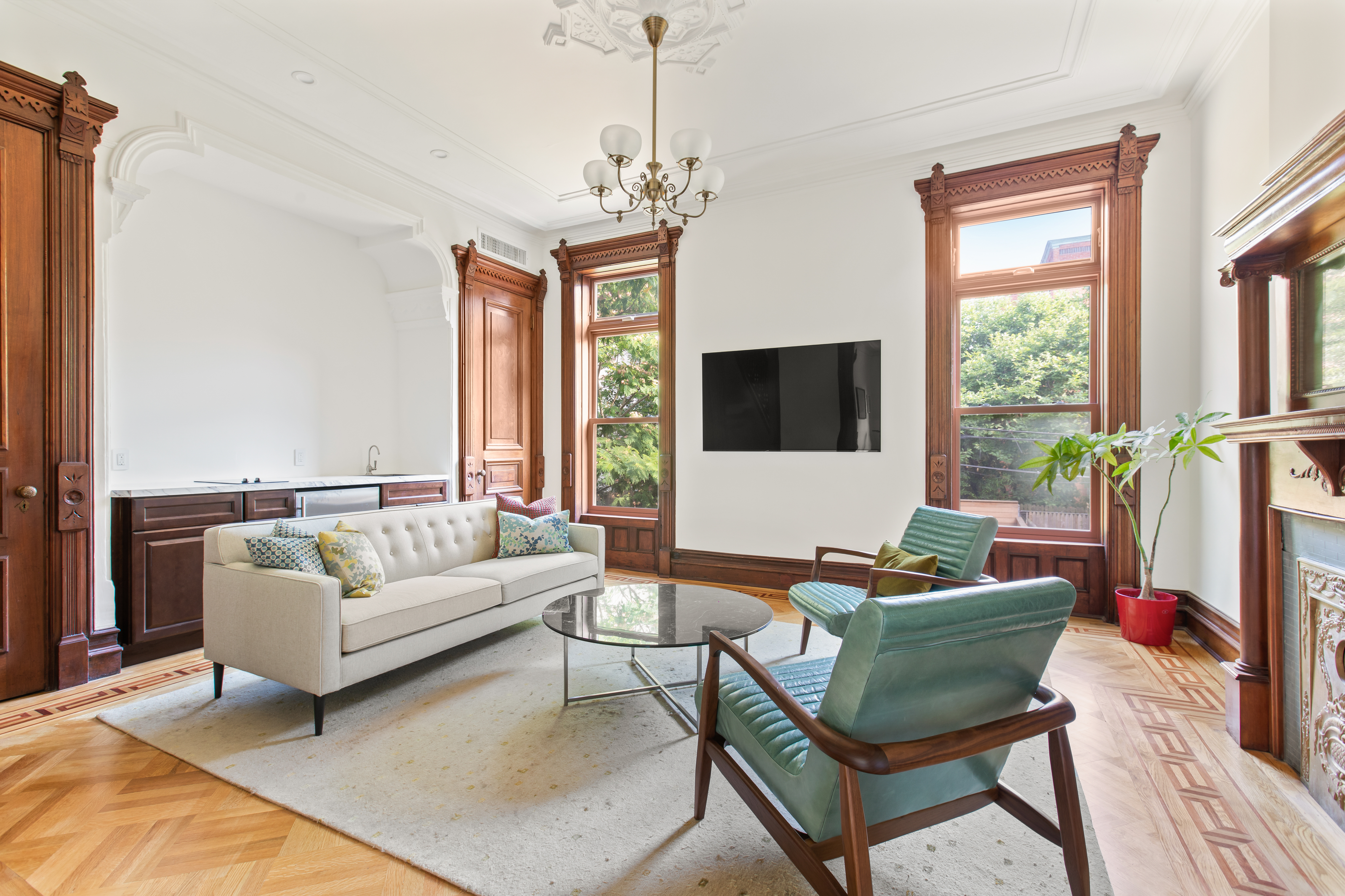 290 Jefferson Avenue Brooklyn, NY 11216 - Photo 2 of 23