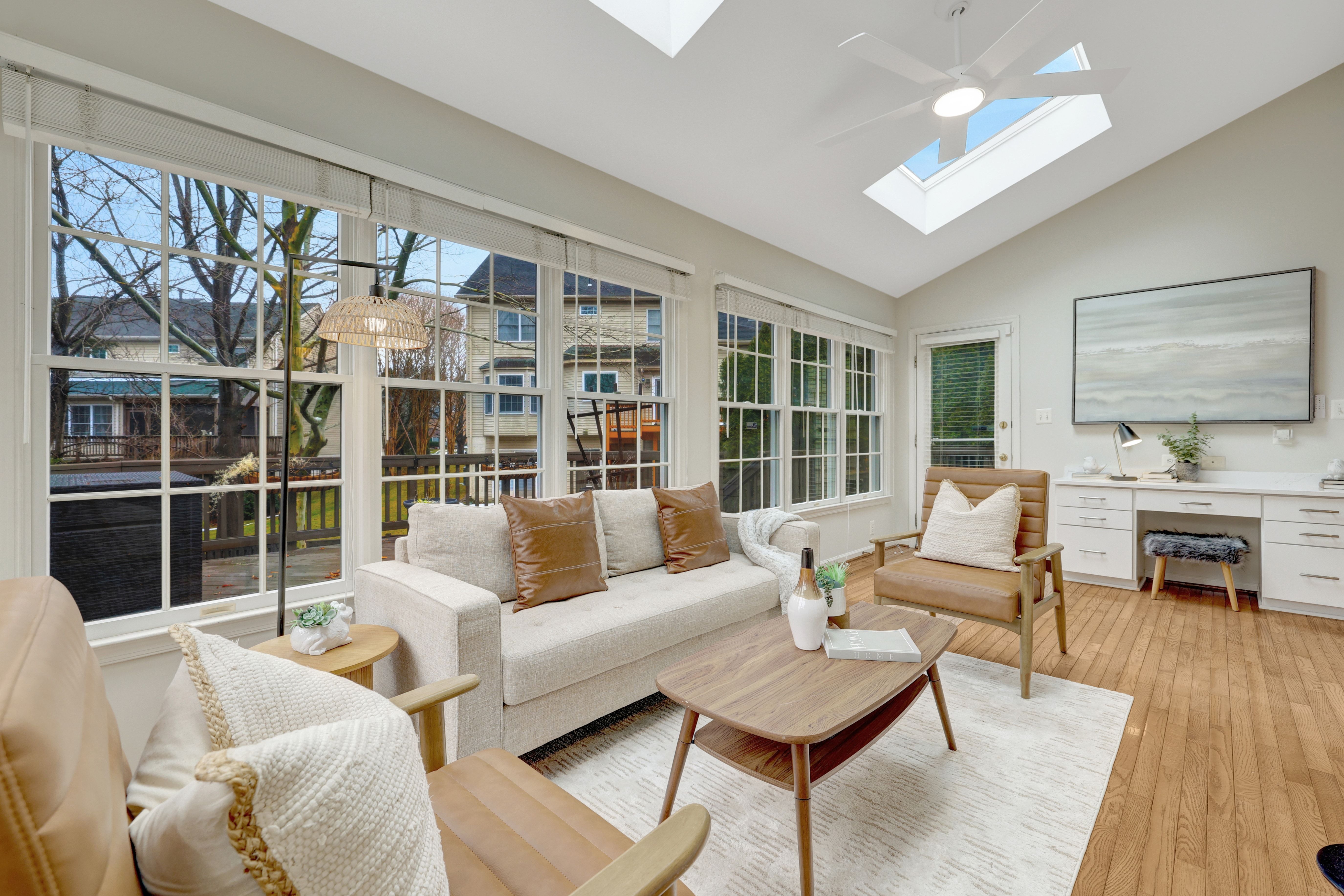 1295 Gatesmeadow Way Reston, VA 20194 - Photo 21 of 57