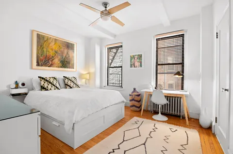 $1,375,000 | 21 East 10th Street, Unit 5A | Greenwich Village