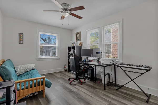 $1,200,000 | 34 East Walnut Street, Alexandria, VA 22301