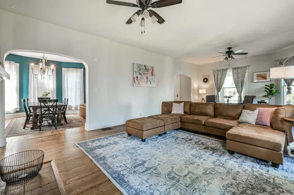 $409,900 | 973 Woodruff Place Middle Drive, Indianapolis, IN 46201