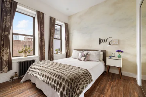$745,000 | 309 East Houston Street, Unit 6B | Lower East Side