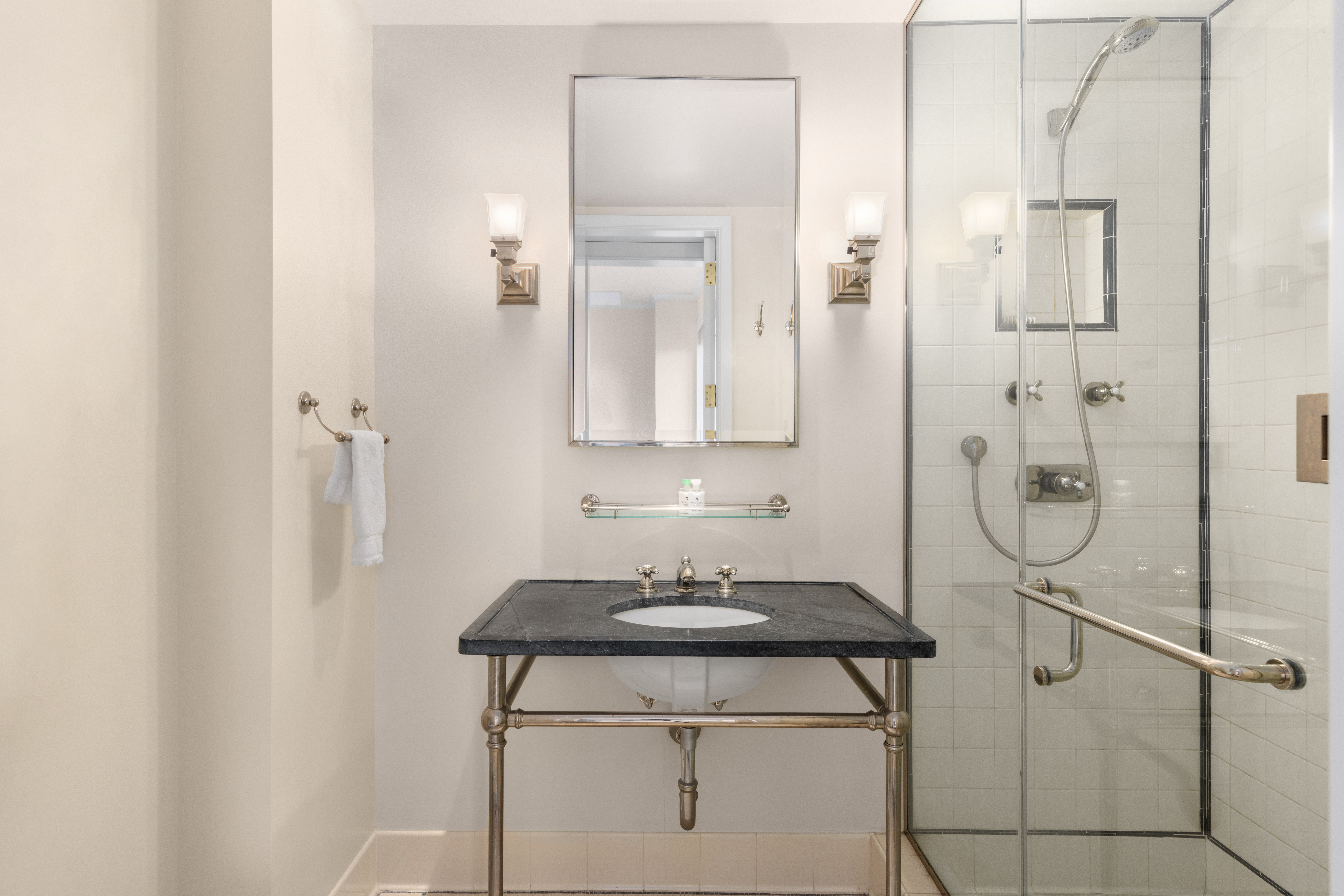 980 5th Avenue, Unit 17A Manhattan, NY 10075 - Photo 17 of 20