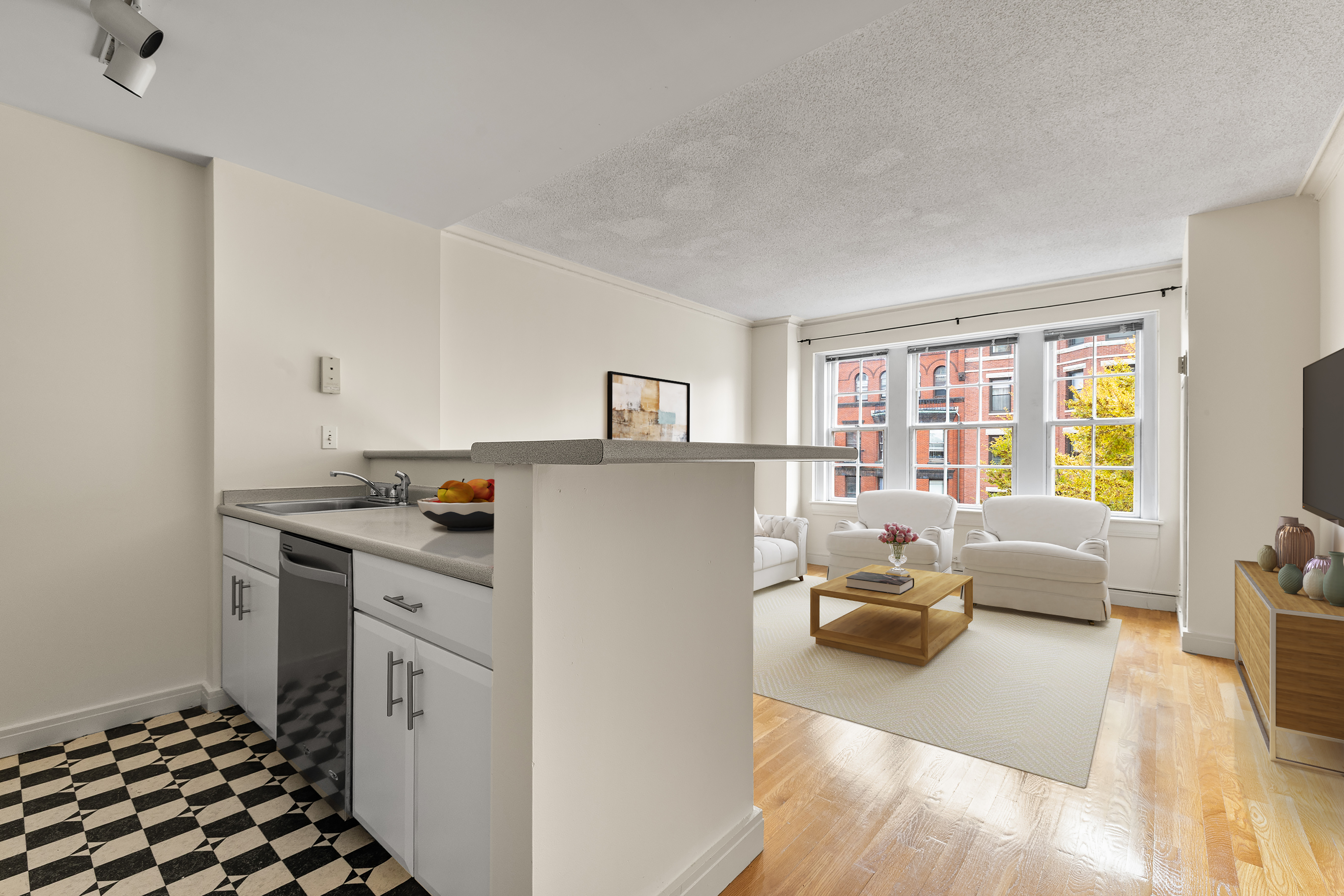 534 Beacon Street Boston, MA 02215 - Photo 2 of 9