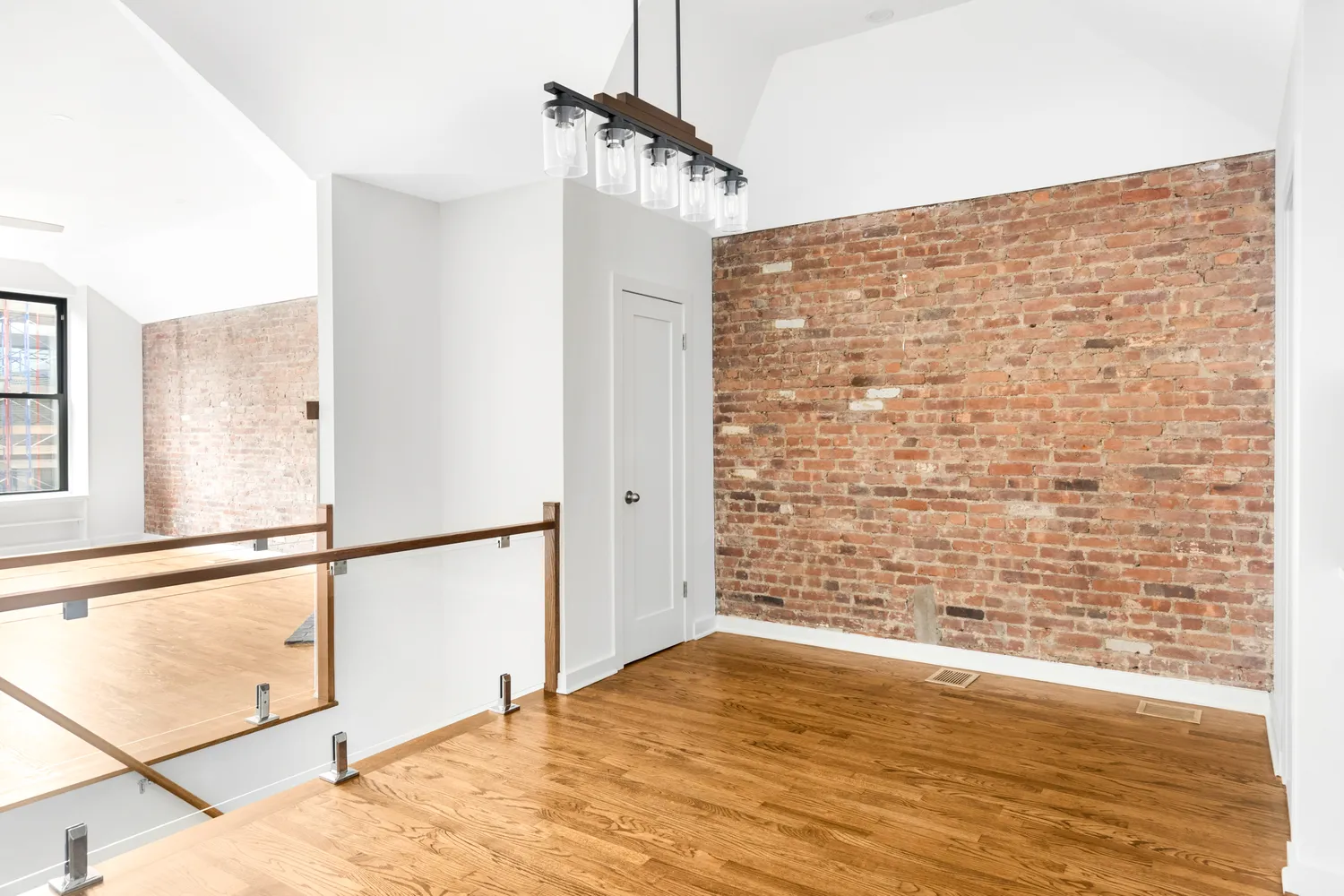 $1,675,000 | 244 West 23rd Street, Unit 5B | Chelsea