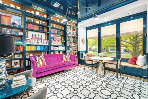 $2,300,000 | 3758 Drummond Street, Houston, TX 77025