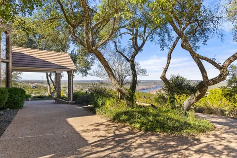 Contact Agent | 17 Cicero Lane, Austin, TX 78746