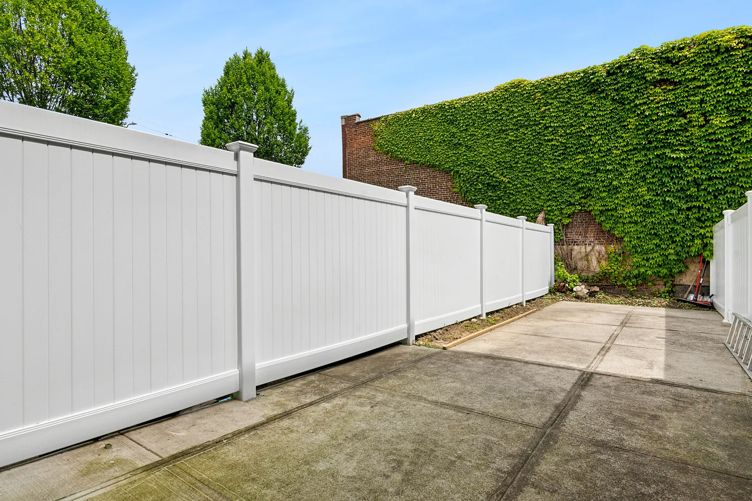 $5,500 | 41-05 20th Avenue | Astoria